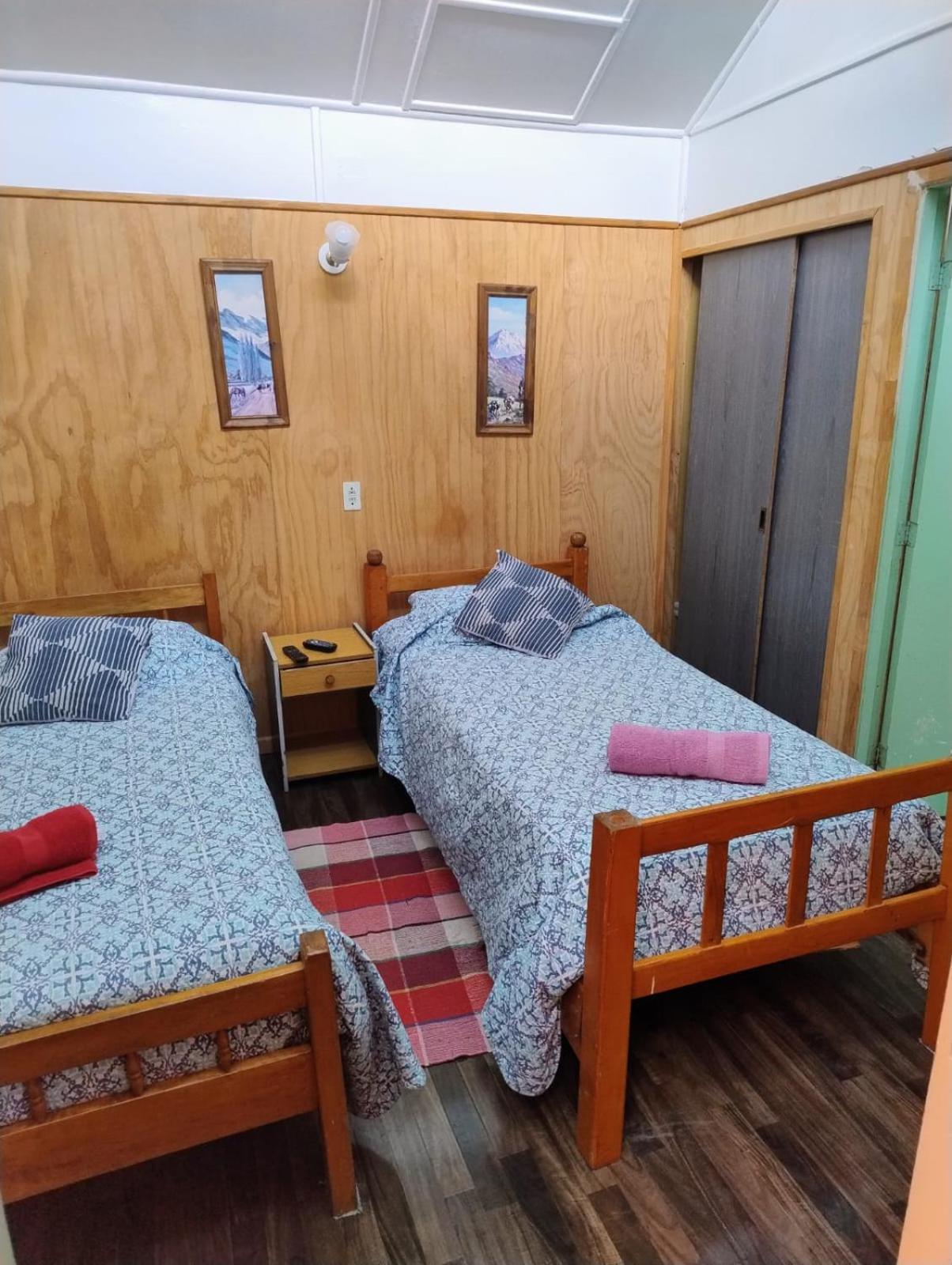 Hostal Y Residencial El Mundial Puerto Natales Zewnętrze zdjęcie